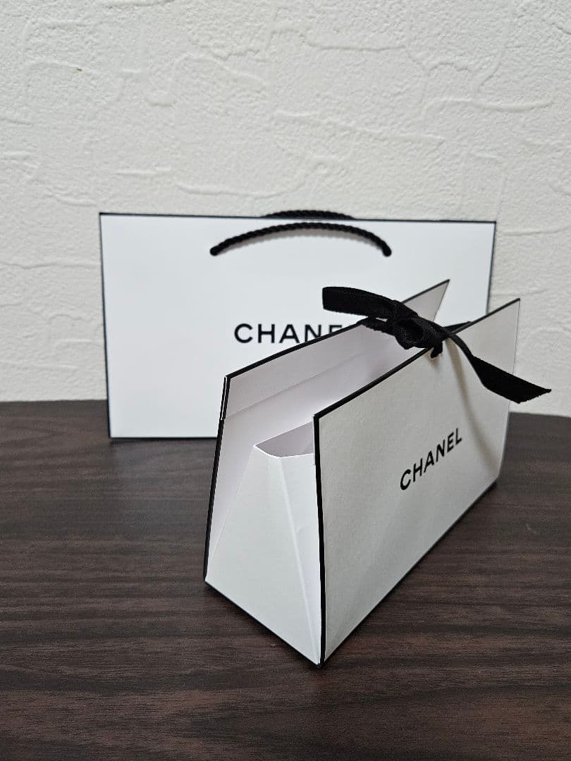 CHANEL N°5 50ml ボックス、ショップバック付き