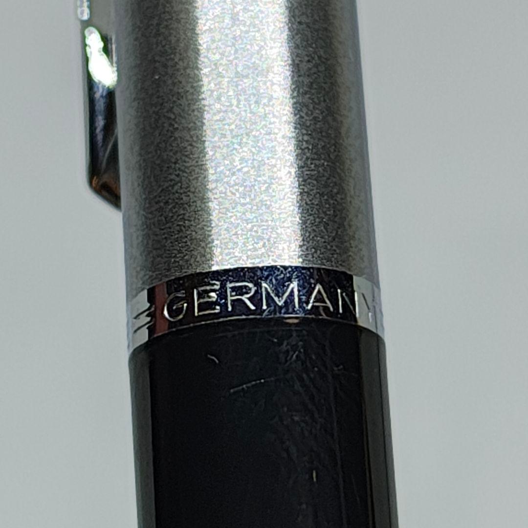 PELIKAN ペリカン 4×1 Elite 多機能ペン