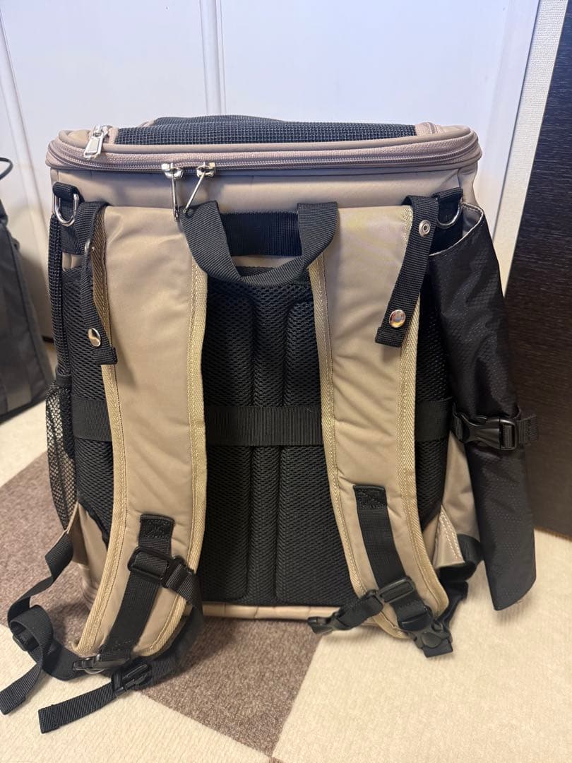 【送料込み/美品】3WAYペットキャリーバッグ ベージュ