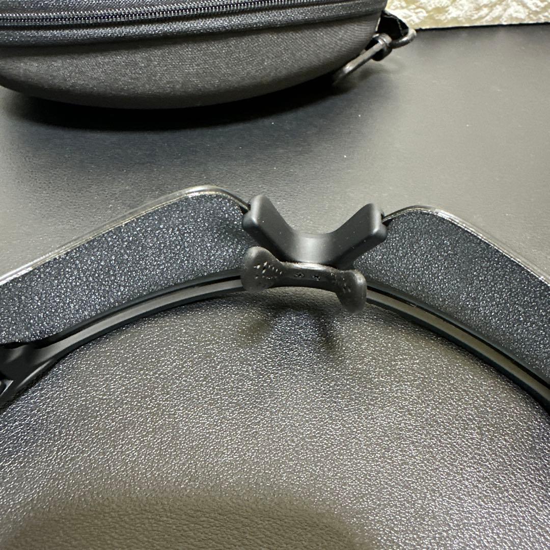 美品　eShades 瞬間調光サングラス　UV400カット