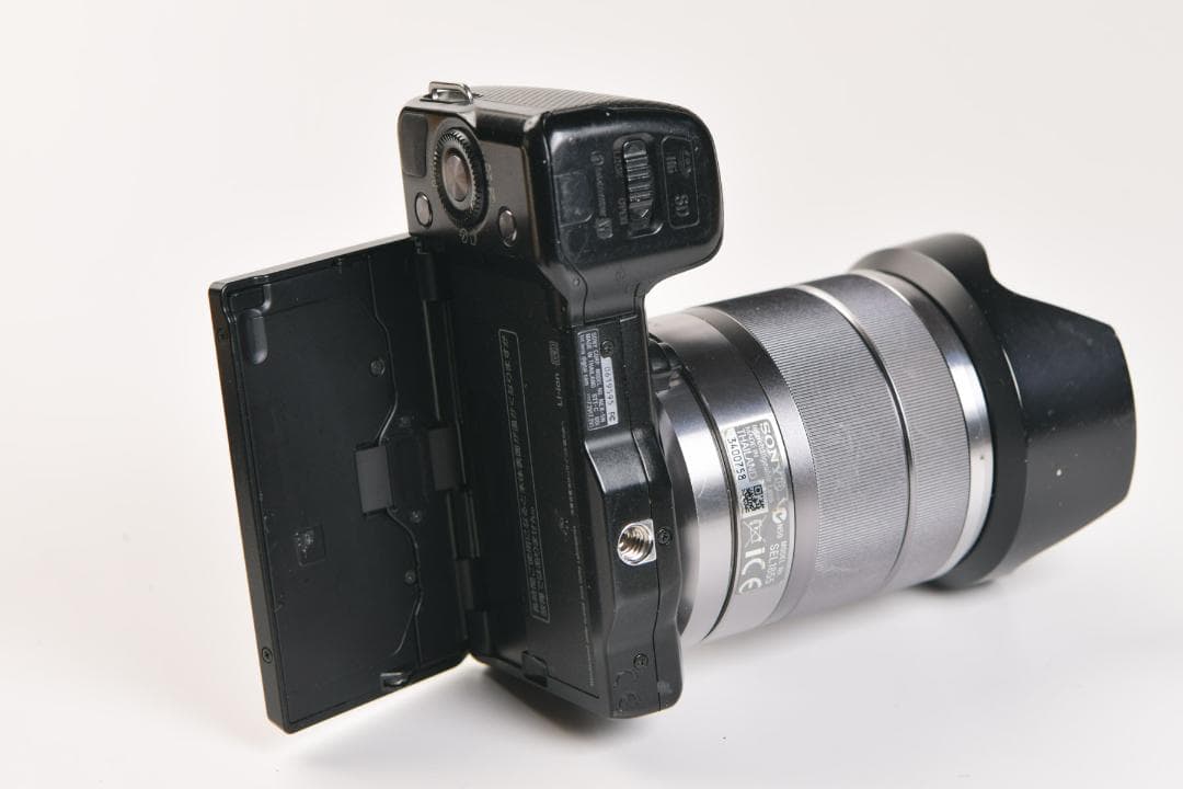 ソニ－NEX-5N+ストロボ+バッテリーグリップ(ジャンク扱い)