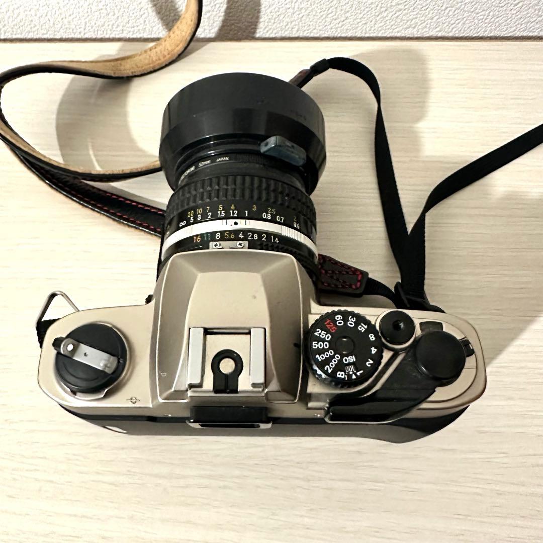 Nikon FM10 フィルム一眼レフカメラ 50mmレンズ付き