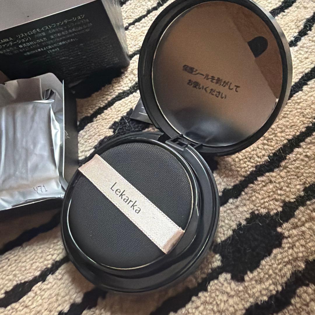 新品未開封Lekarka RESTROBE MOIST FOUNDATION