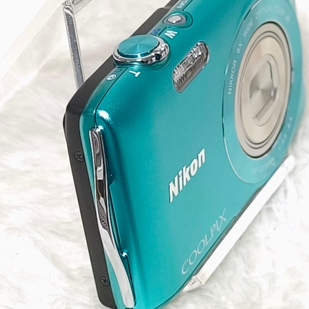 極美品✨NIKON COOLPIX S3300 ターコイズブルー デジカメ