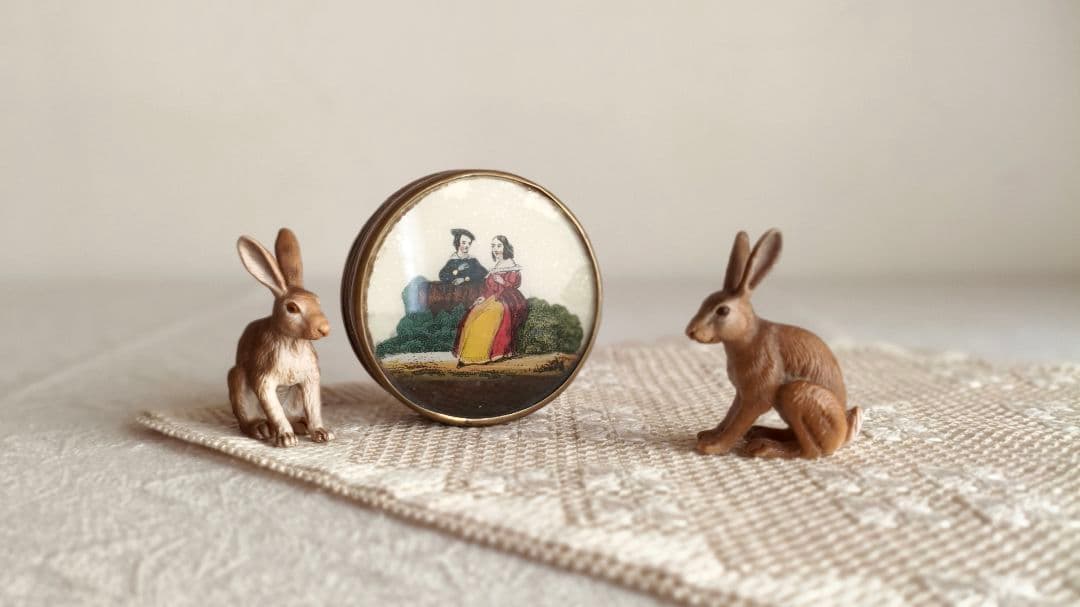 * antique box ୨୧ 19世紀の古い古い ボンボニエール