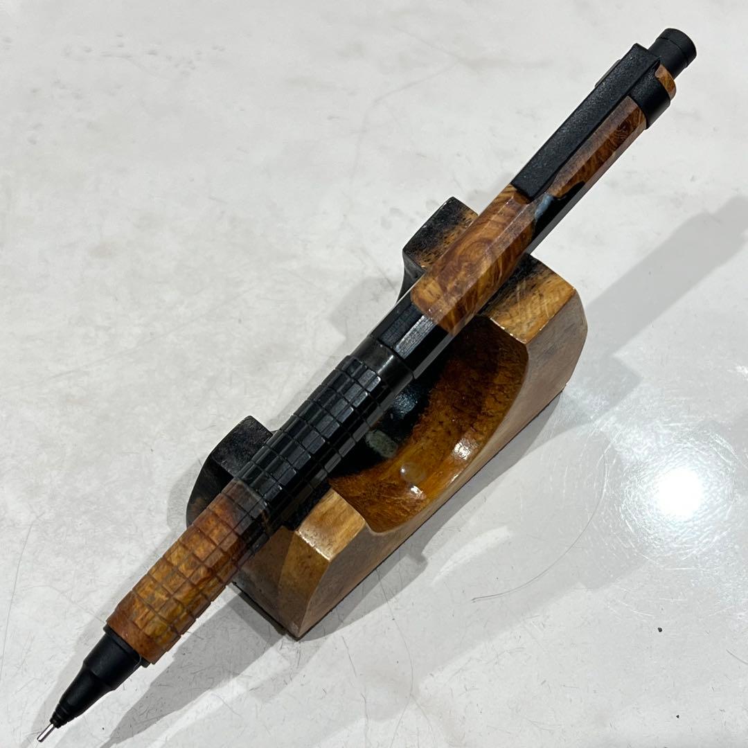 モト　orenznero 0.5 mm 12角軸　スリット加工格子柄