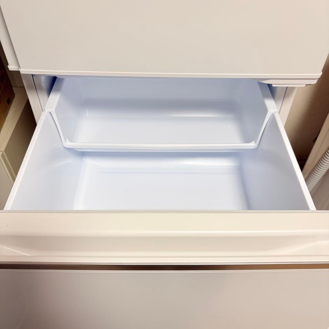 美品☆2024年製 三菱電機 3ドア冷蔵庫 272L MR-CX27K-W