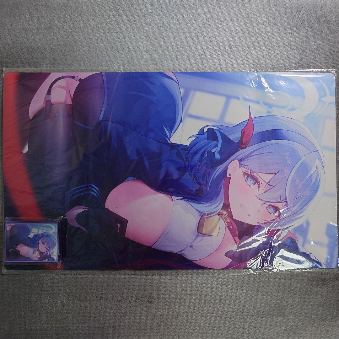 α2 ブルーアーカイブ 首輪&伏せ&鈴 天雨アコ スリーブ&プレイマット