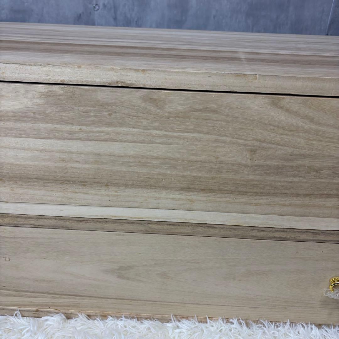 【新品未使用】桐箪笥 2段引き出し チェスト 金色装飾