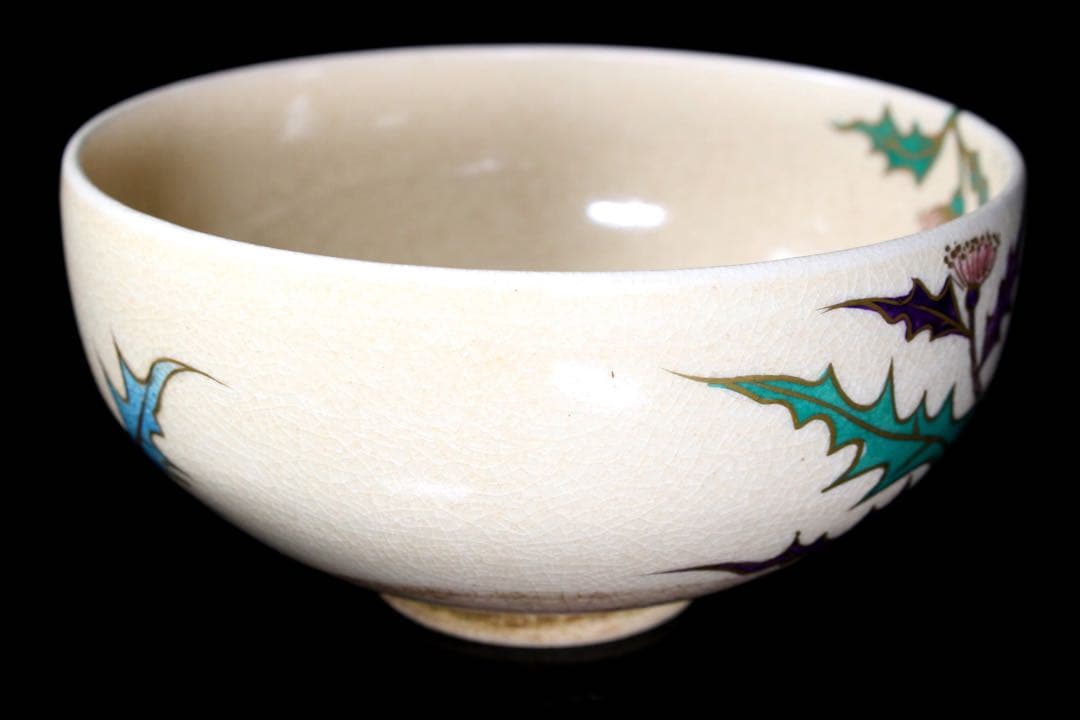 M12-1 清閑寺窯 杉田祥平 色絵仁清あざみ文茶碗 12.5cm 共箱 茶道具