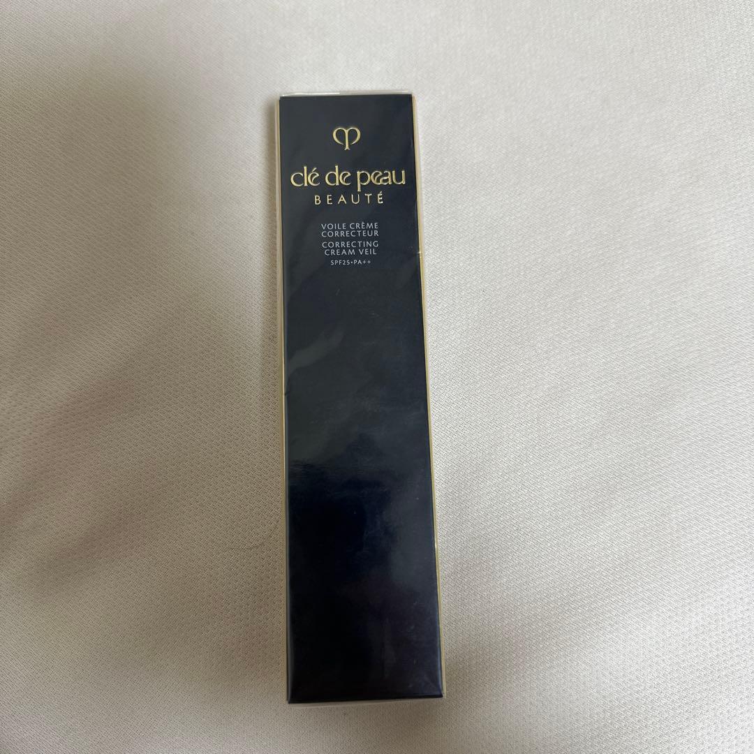 clé de peau ヴォリュームクリームコレクター SPF25 PA++