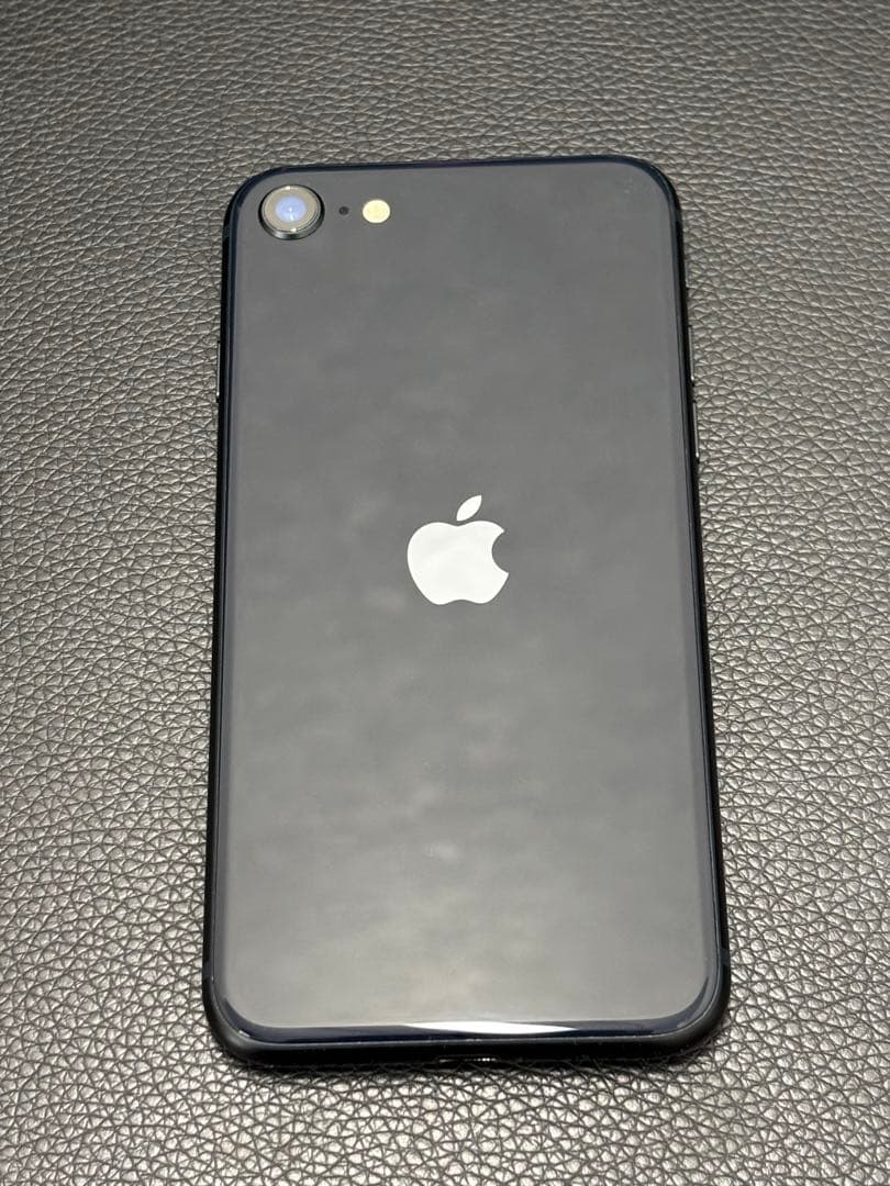 【美品】Apple iPhone SE (第3世代) 128GB ミッドナイト