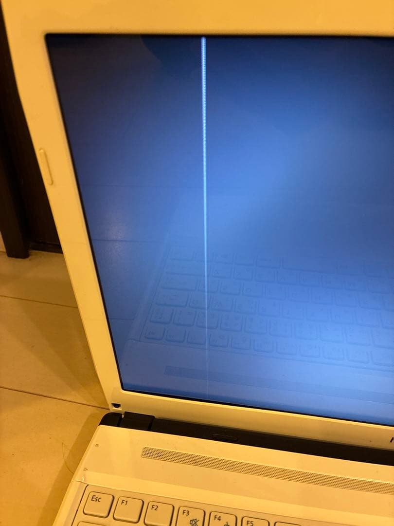 【激安】富士通 LIFEBOOK AH42/R/Win11/i3/BD/白
