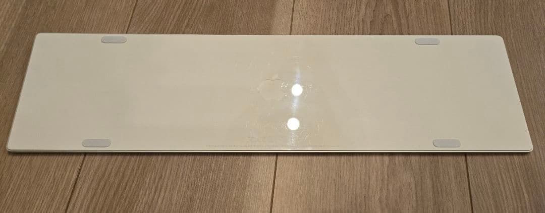 Magic Keyboard（テンキー付き・A1843・日本語配列/ホワイト）