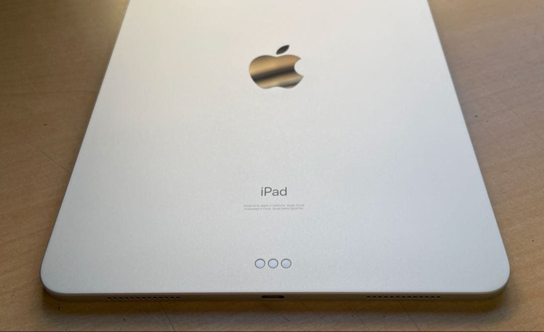iPad Pro 11インチ　第2世代　シルバー　128GB 超美品　#8