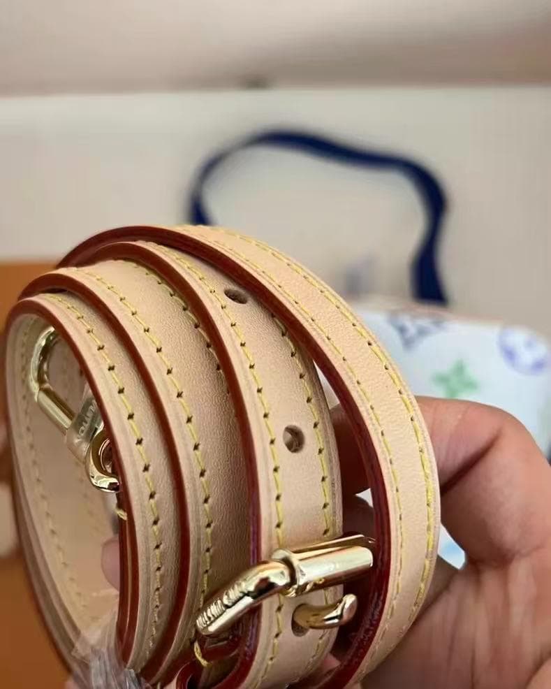 Louis ☆Vuitton ハンドバッグ ホワイト/マルチカラー