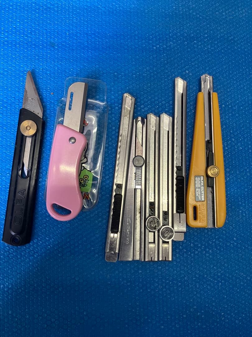工具ボックスとタジマ.OLFA.NT他 カッターナイフまとめ売り
