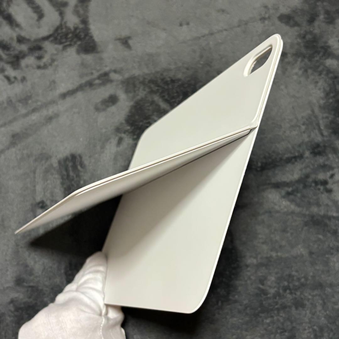 キーボード Apple iPad (A16) Magic Keyboard Folio