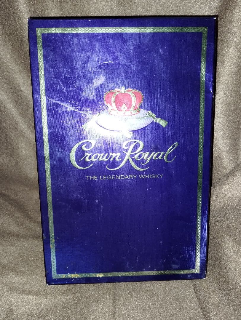 大物釣りCrown とOLD ウイスキー 750ml