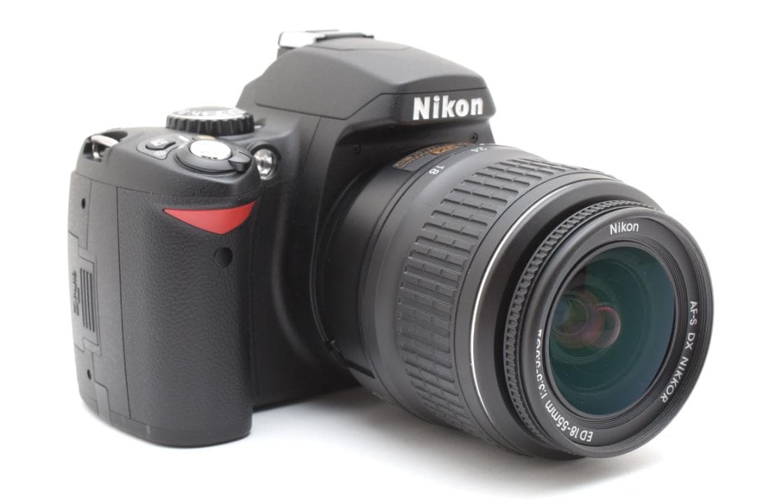 たん⭐︎　新品級 ショット数31回 Nikon D40x 初心者向け