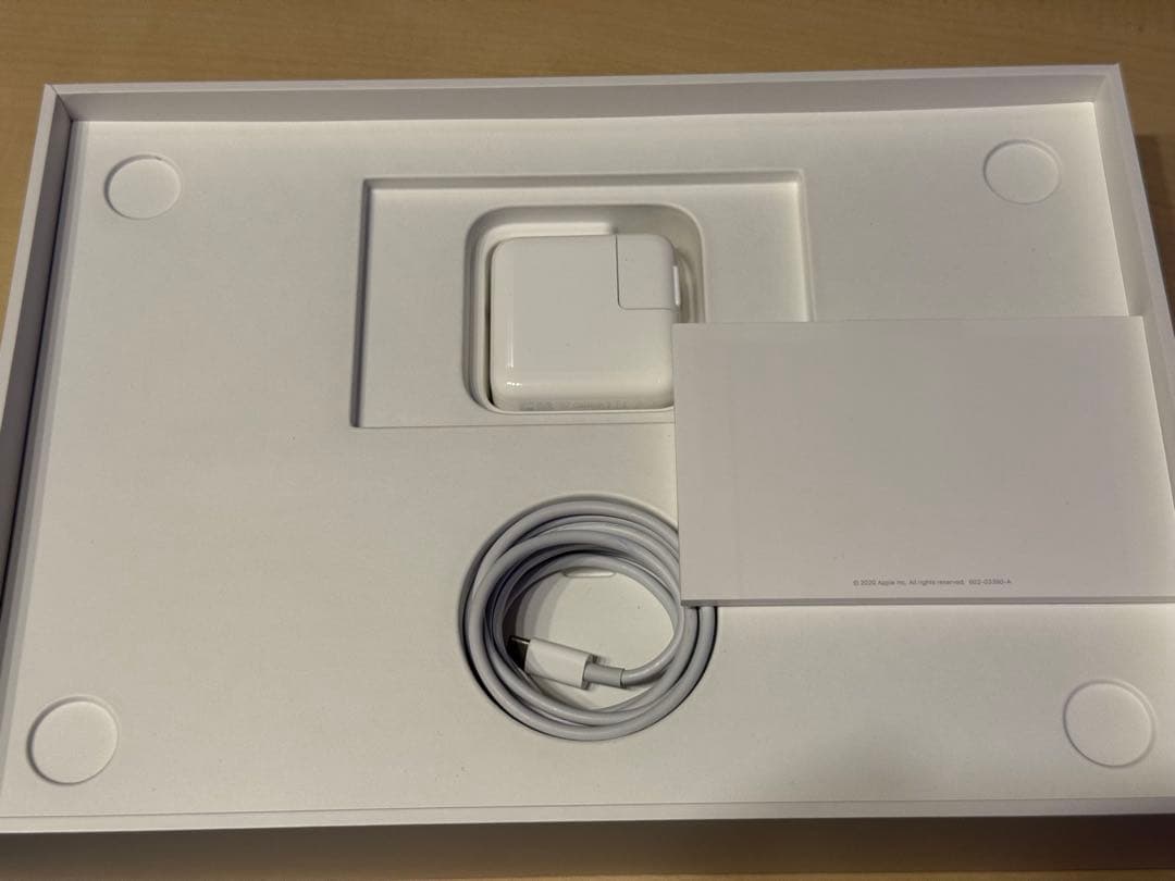 Apple M1チップ搭載13インチMacBook Airスペースグレイ 箱あり